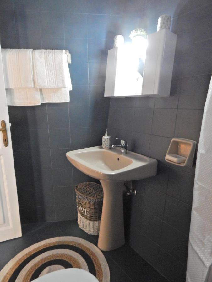 Cozy 2 Bedrooms On The Hill W/netflix * Karousades (Esperies)