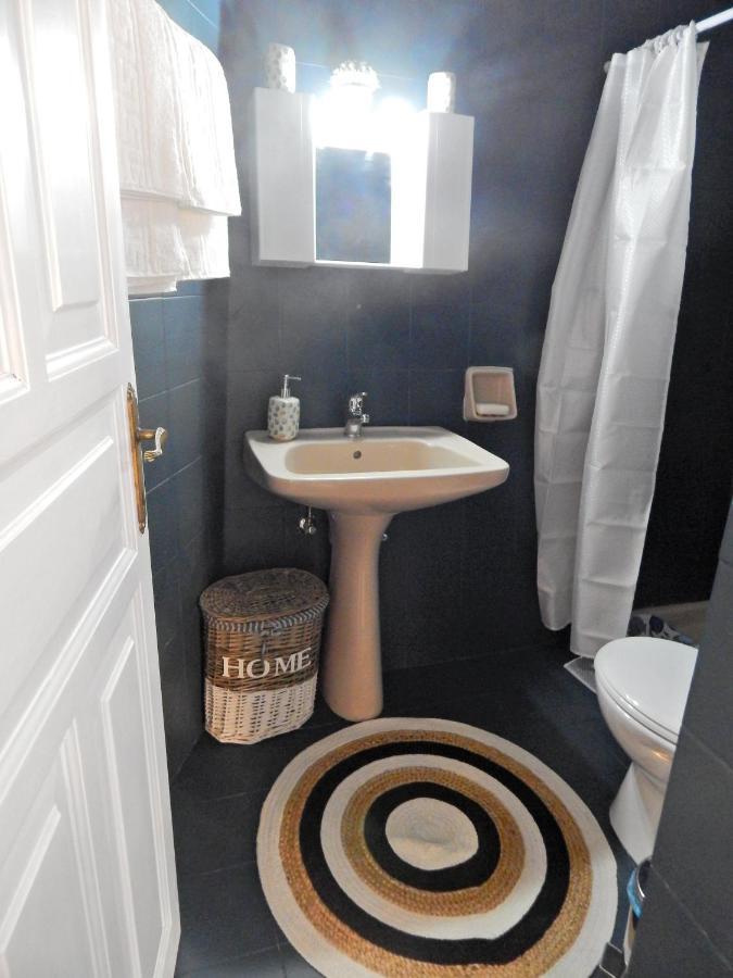 Cozy 2 Bedrooms On The Hill W/netflix Apartment *